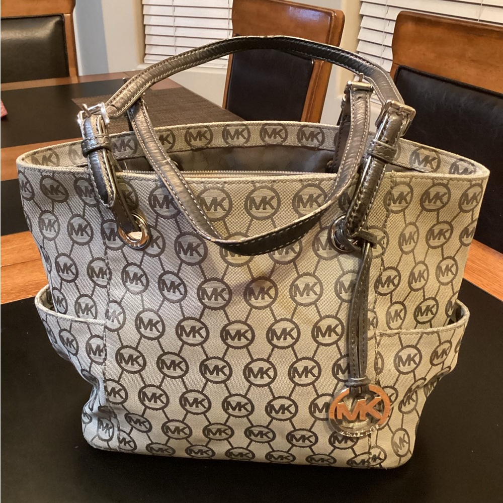 Michael Kors Logo Handbag Gray fabric & Silver MK logo